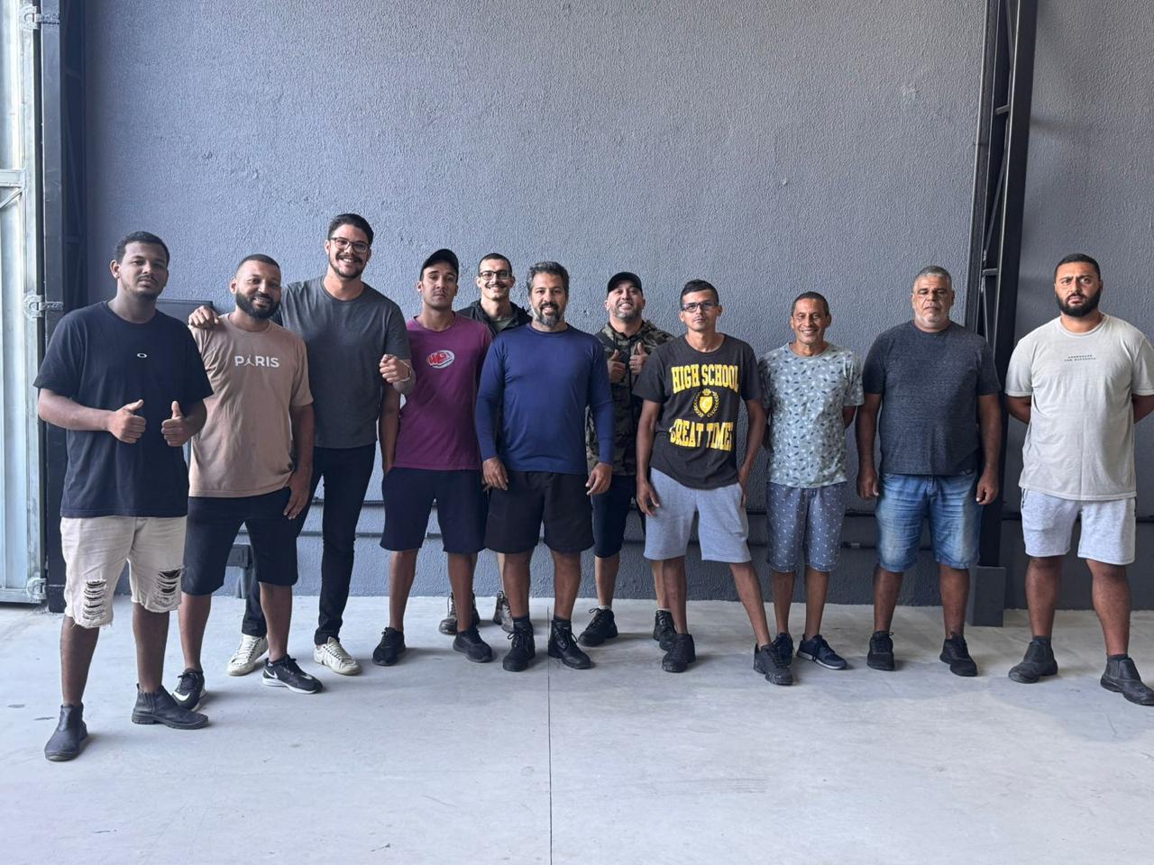 Equipe da CNK Transportes